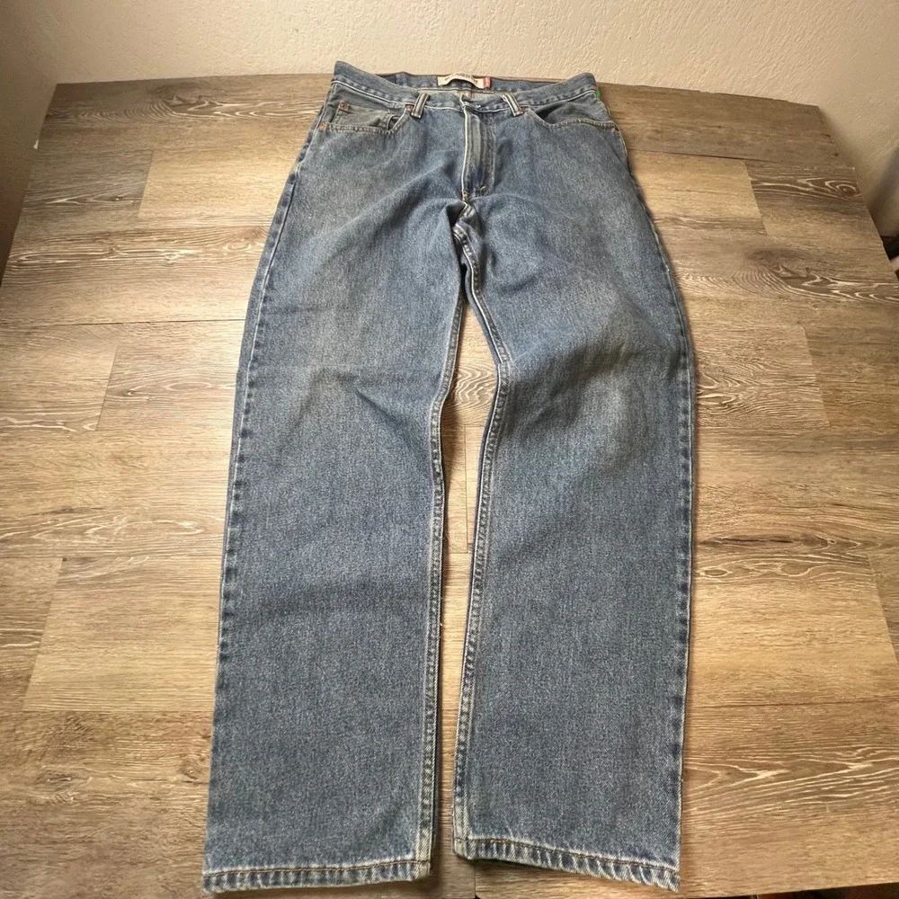 Levis levi 550